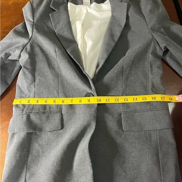 H&M Gray Blazer with Notched Lapels, Sz. XS Women’s Teen Juniors - Picture 9 of 12
